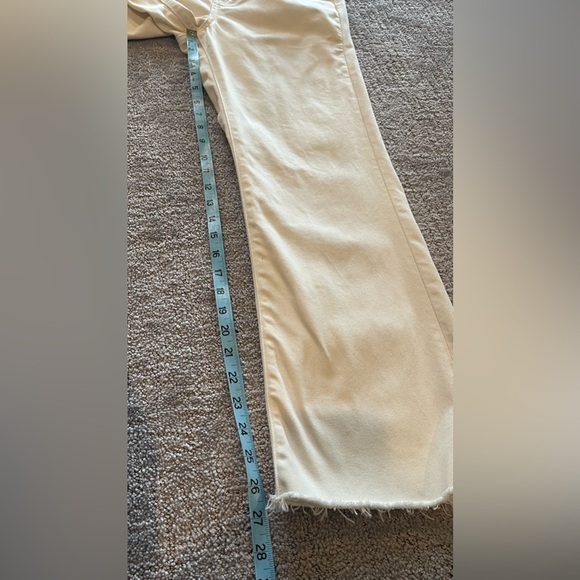 J. Crew Mid-Rise Relaxed Kick-Out Jeans, Ecru Wash, Raw Hem, Size 25 - Picture 11 of 16